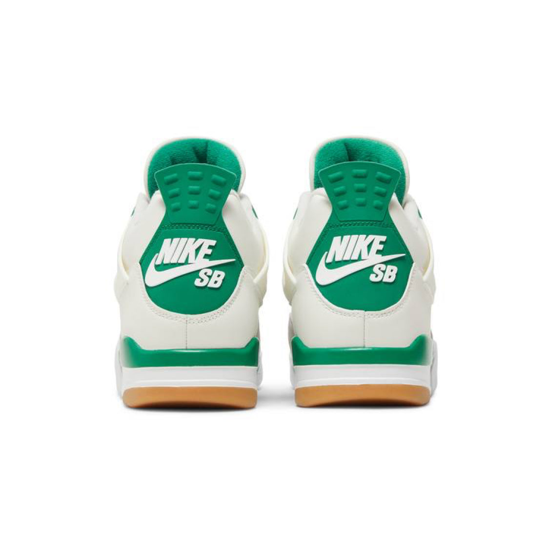 Jordan 4 Retro SB “Pine Green” 2023