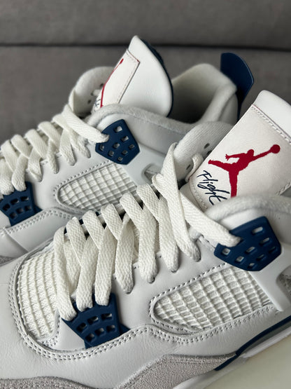 JORDAN 4 RETRO X NIKE SB NAVY